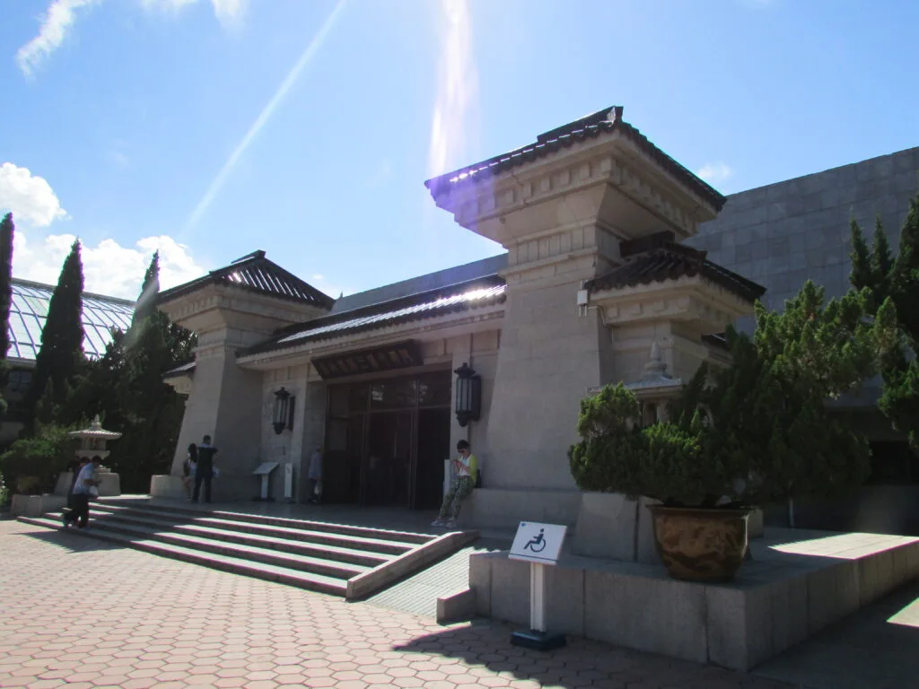Entrada al mausoleo