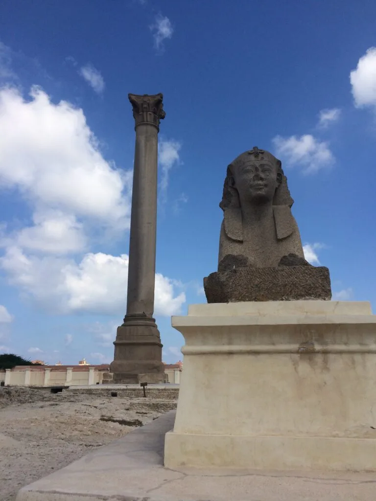 Columna de Pompeyo, Alejandria