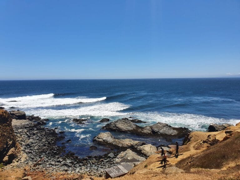 Lee más sobre el artículo Pichilemu, Chile: Paraíso de los surfistas