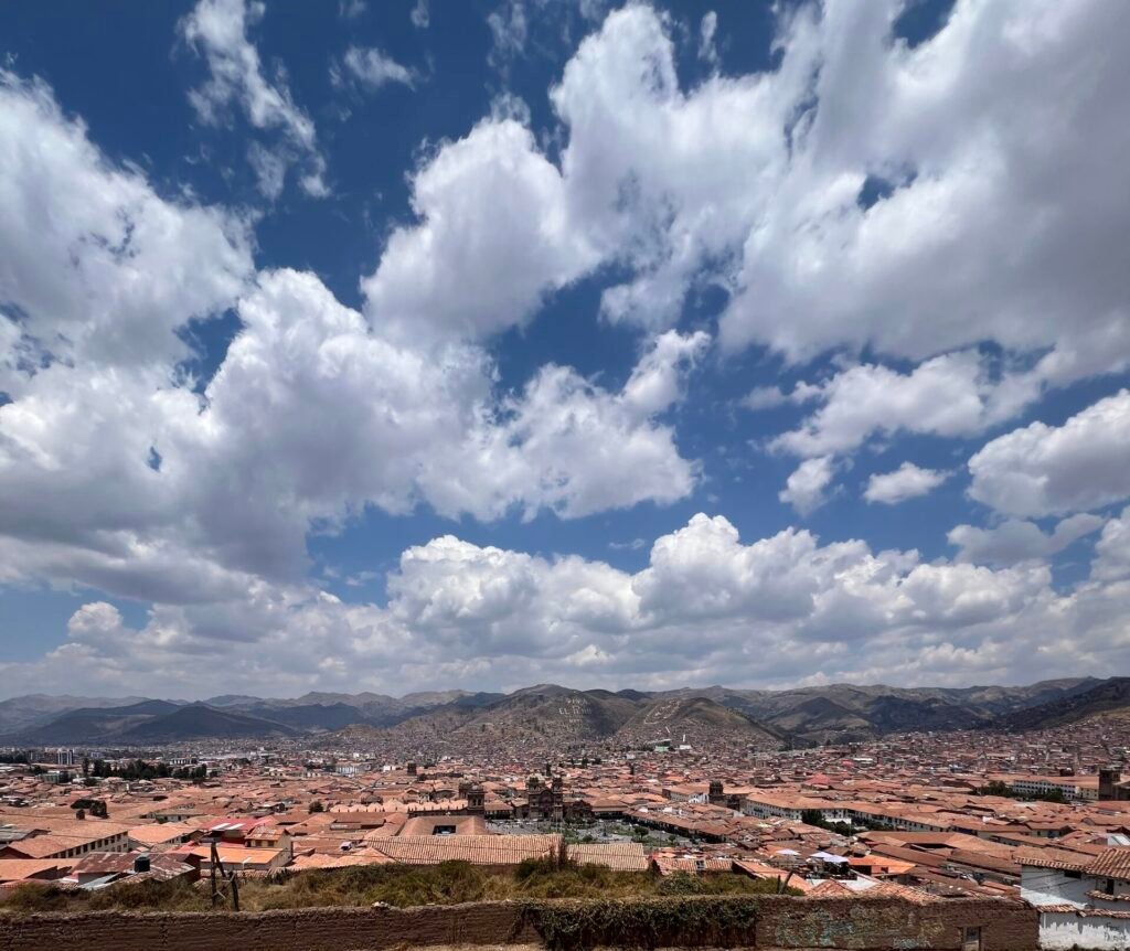 Panoramica de la ciudad de Cusco, Peru 