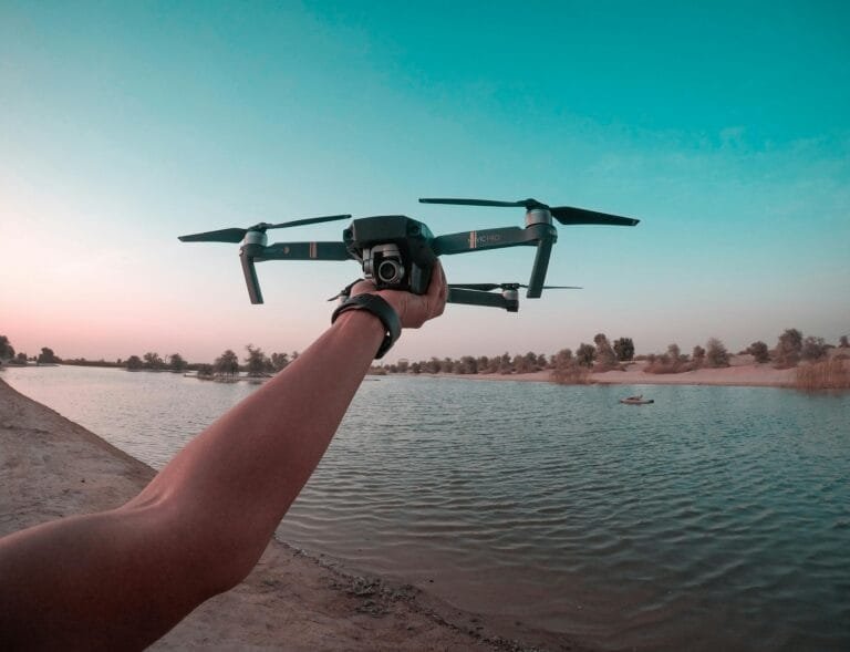 Lee más sobre el artículo Los 4 mejores drones para viajar si eres principiante