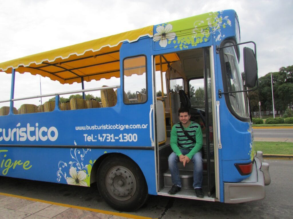 Bus Tour en Tigre, Argentina 