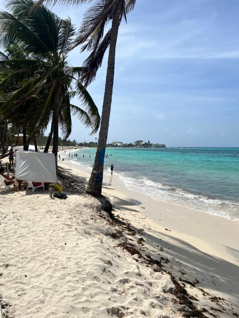 Playa Spratt Bight San Andrés mar de siete colores