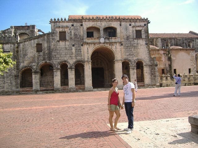 Catedral Basílica de Santa María la Menor, en Santo Domingo, República Dominicana. 