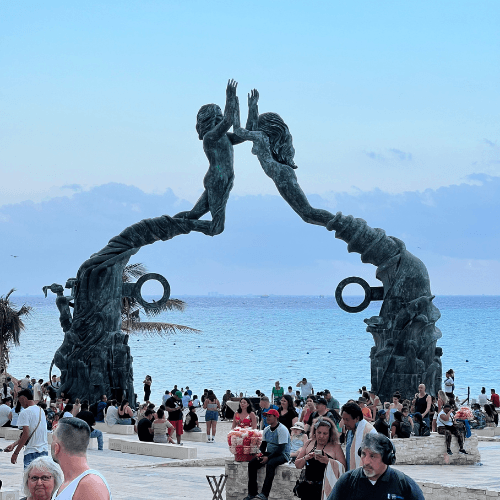 En este momento estás viendo ¿Cómo ir del aeropuerto de Cancún a Playa del Carmen?