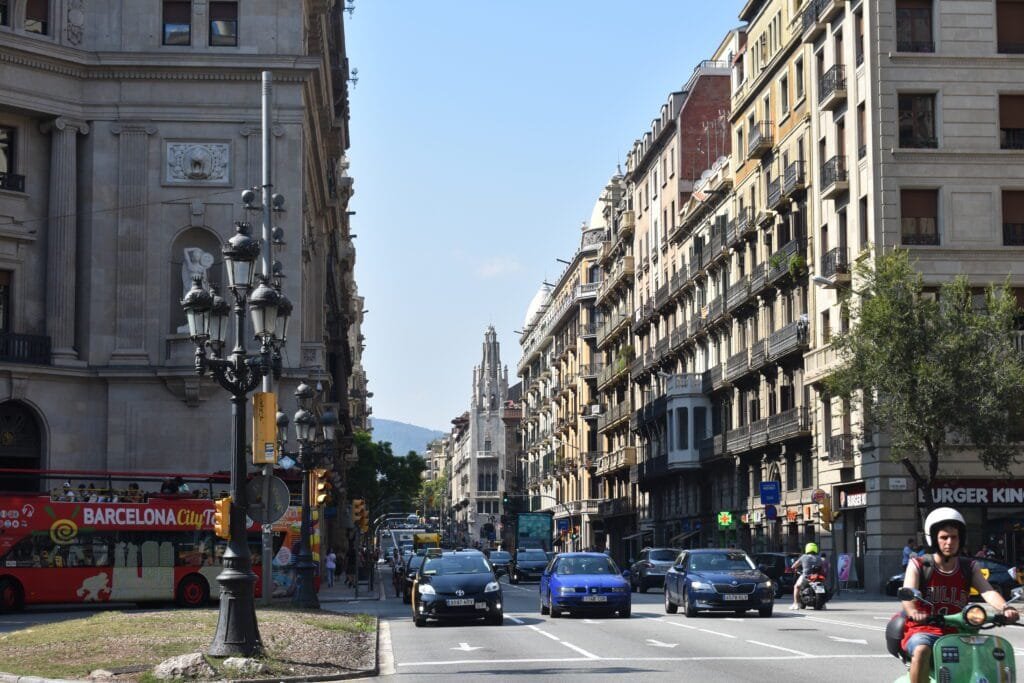 Calles de Barcelona, ideales para recorrerlas caminando