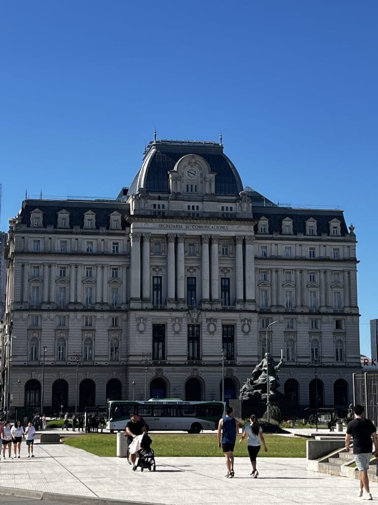 Edificio de Secretaria de Comunicaciones, Argentina , Buenos aires