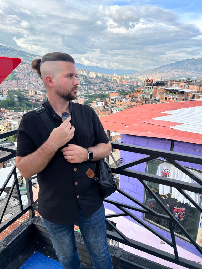 ¿Visitarias la comuna 13, en Medellin, Colombia?